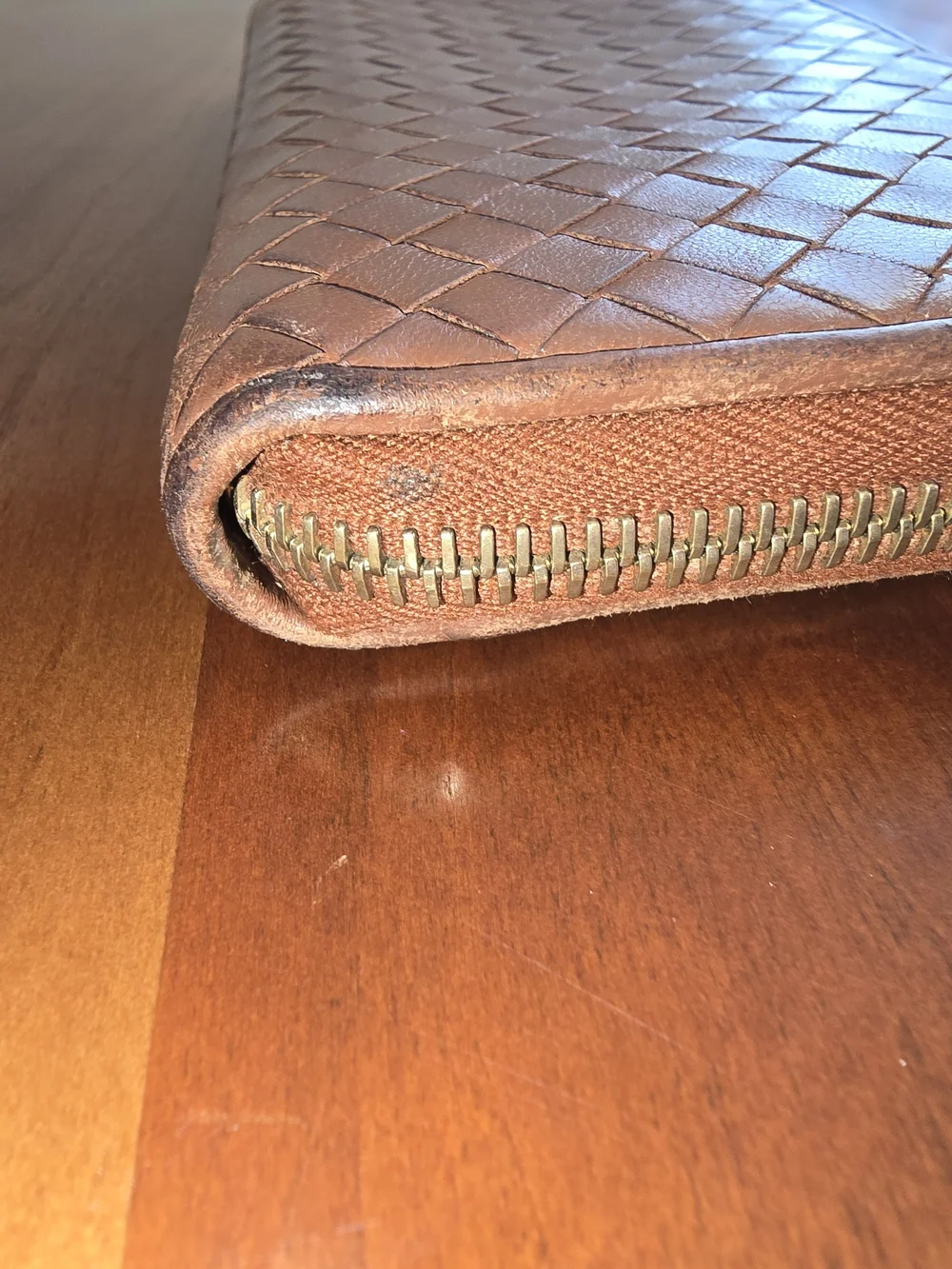 Genuine Bottega Veneta Woven Zip-Around NAPPA Leather Intrecciato Wallet, EUC